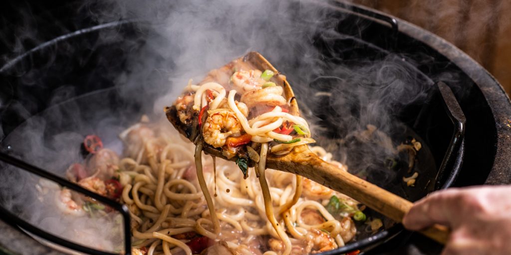 Recept van de week 4: Gewokte noedels met gamba's